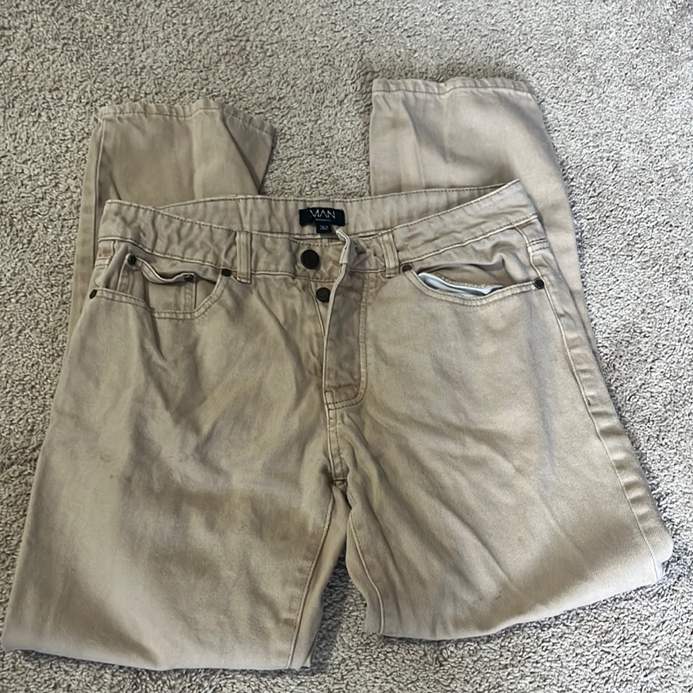 Boohoo men straight leg tan jeans size 32